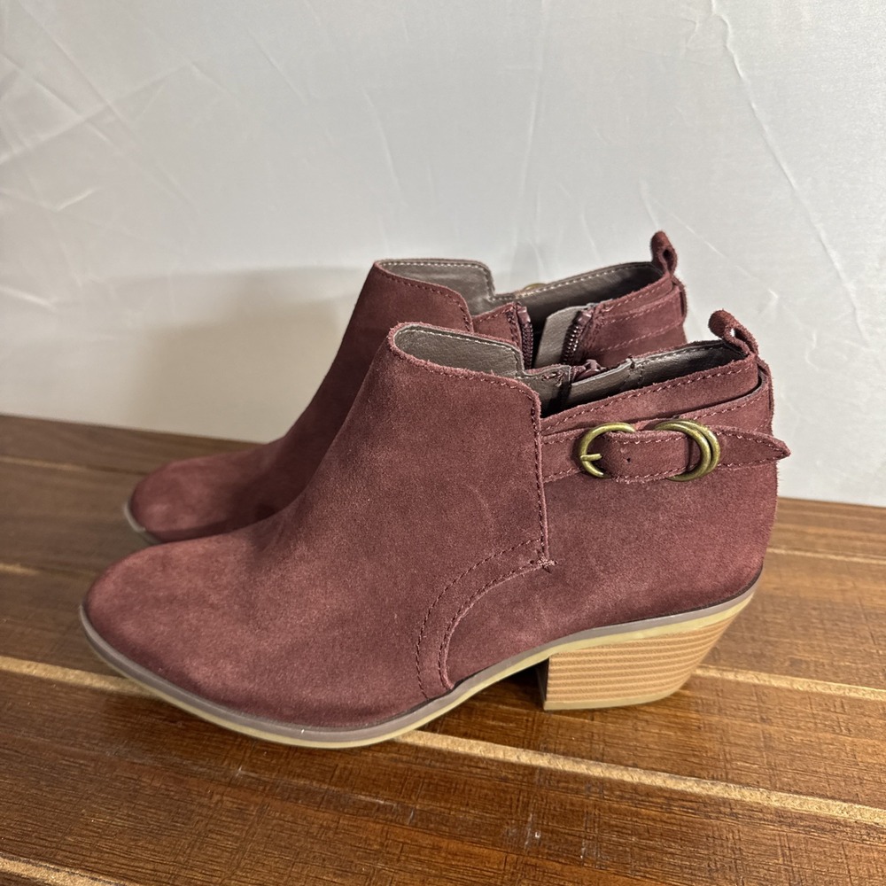 White Mountain Women's Sadie‎ Bootie Burgundy Suede size 8M - Picture 3 of 8